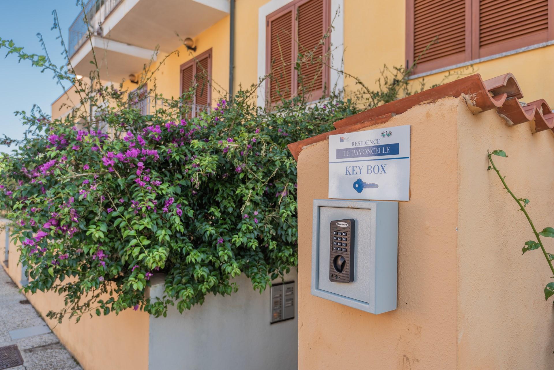 Residence Le Pavoncelle Santa Teresa Gallura Eksteriør billede